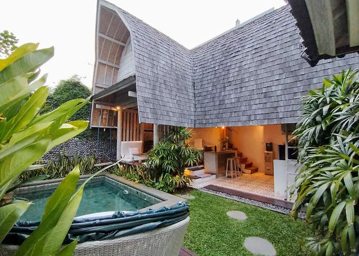 Made West Villa Seminyak