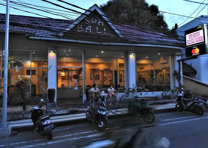 Made West Villa